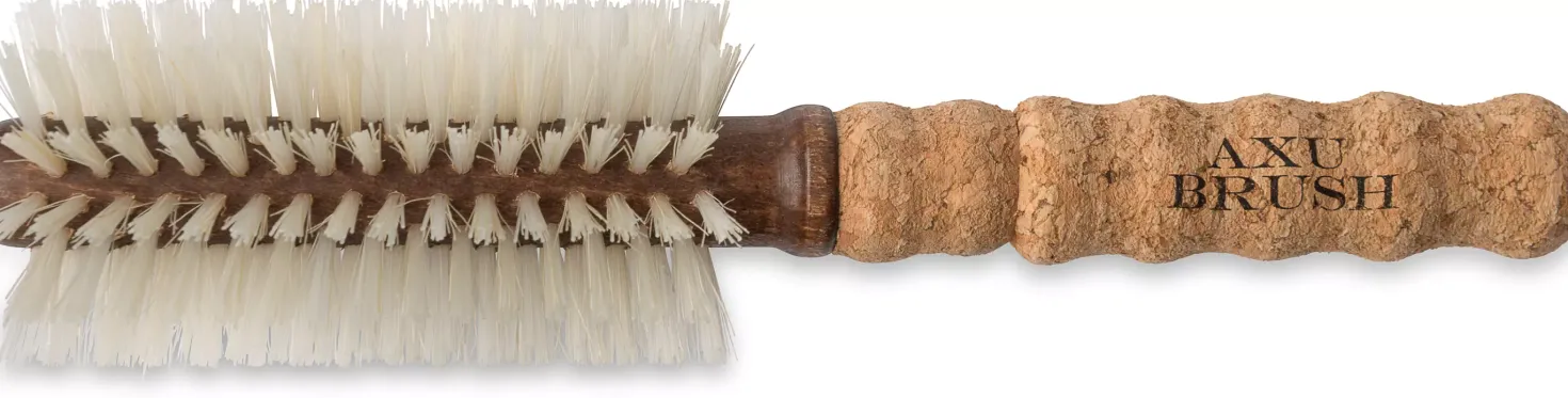 Antonio Axu Brush Round Fine Hair M