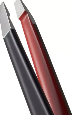Browgame Cosmetics Signature Tweezer Slanted - Soft Touch Blackout