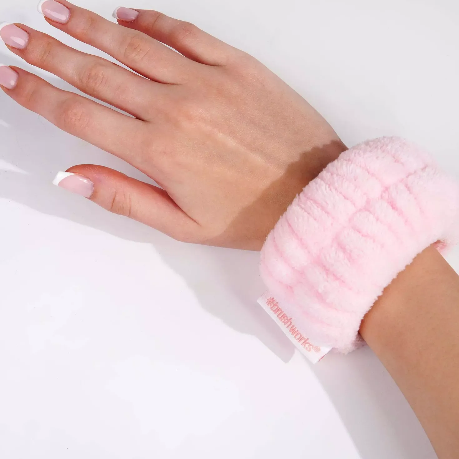 Brushworks Microfibre Wrist Wash Bands 2 Pack