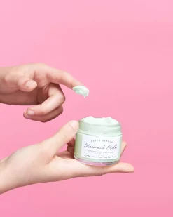 Earth Harbor Mermaid Milk Nutrient Glow Moisturizer 60 ml