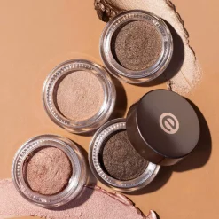 essence Cream Eyeshadow 02 Pearl