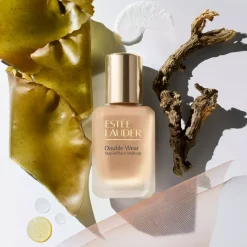 Estée LauderDouble Wear Stay-in-Place Makeup SPF10 1N0 Porcelain