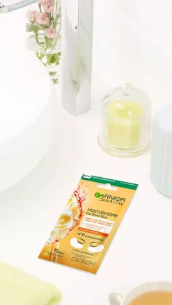 GarnierSkinActive Moisture Bomb Hyaluronic Acid + Orange Juice Eye Sheet Mask for Dull Eye Contours