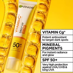 Garnier Vitamin C* Glow-Boosting Daily UV Fluid SPF50+ For Dull Skin Sheer Glow 40 ml