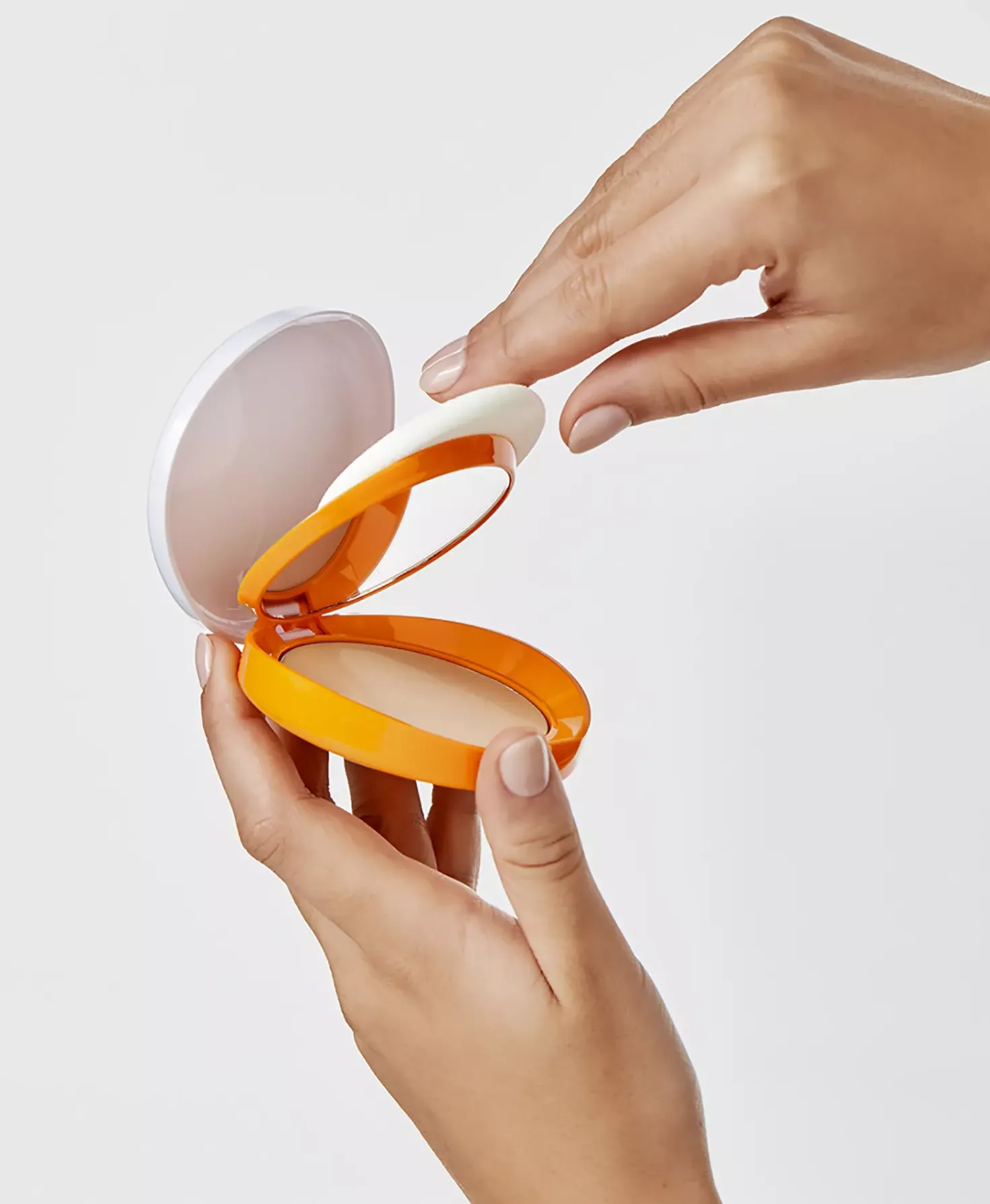 HELIOCARE Oil-Free Compact Bronze SPF 50+