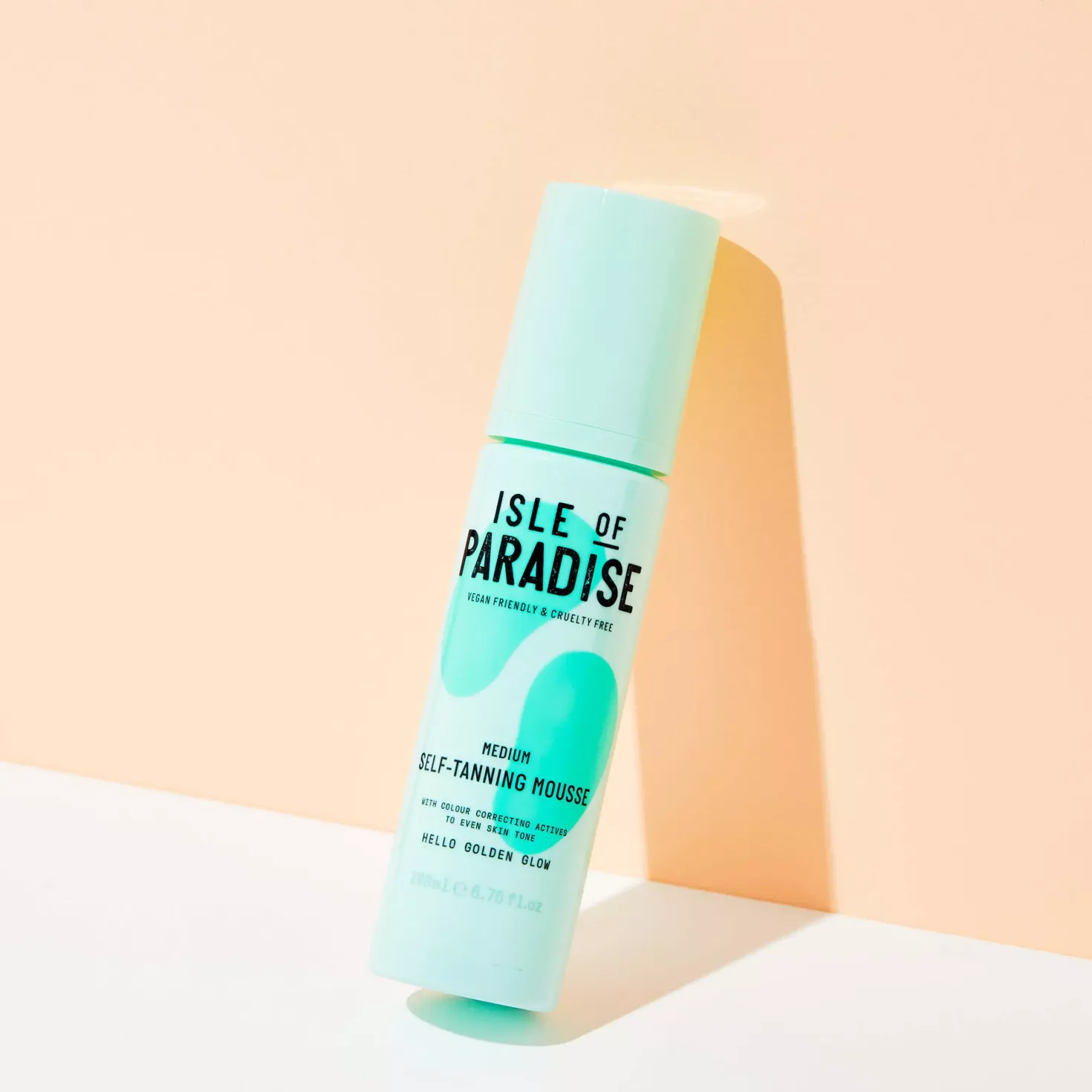 Isle Of Paradise Medium Self Tanning Mousse 200 ml
