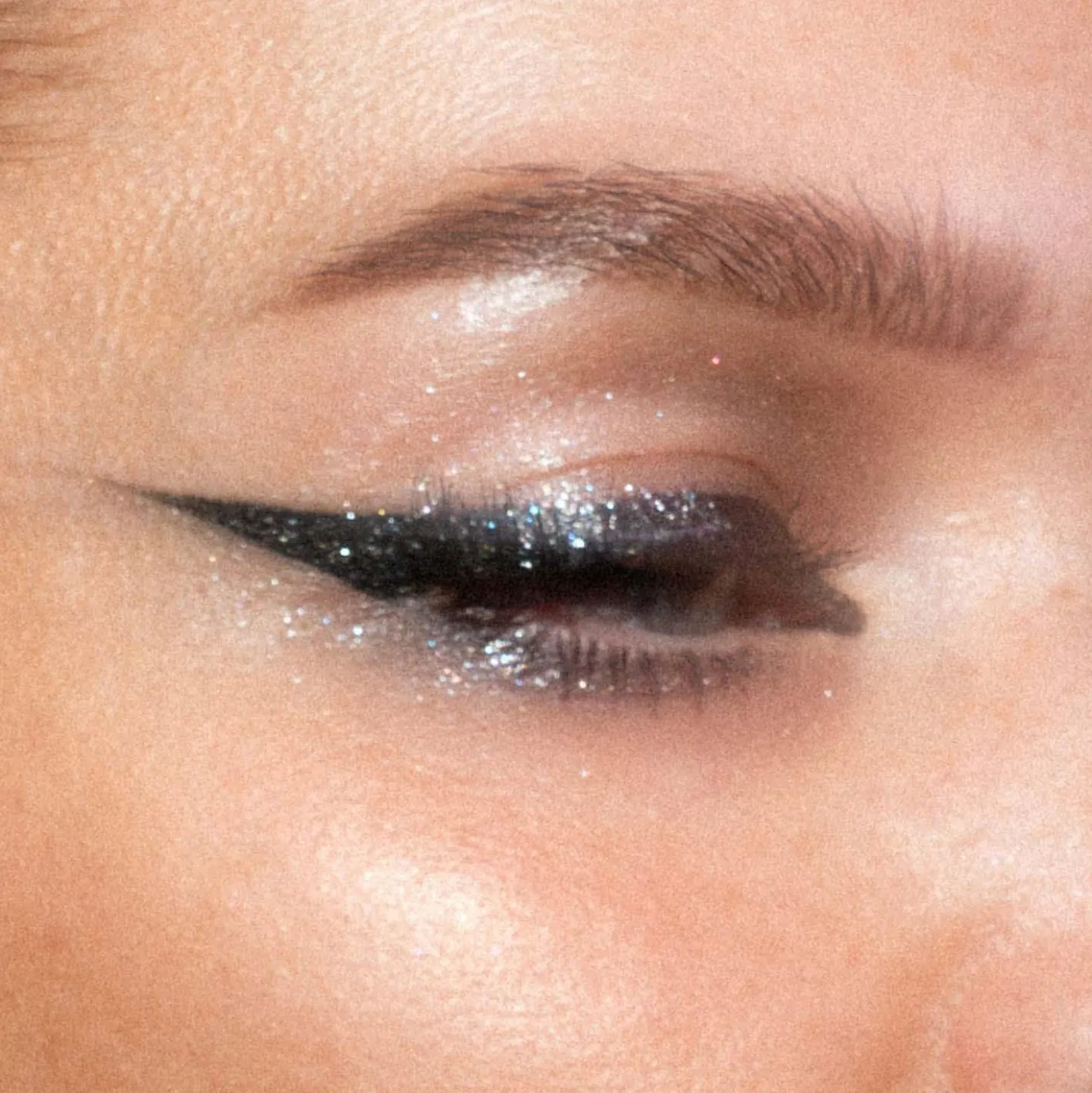 LH cosmetics Sparkl Blink