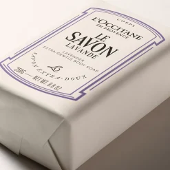 L'Occitane en ProvenceShea Butter Karité Lavender Body Soap 250 g