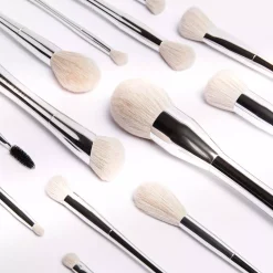 Make Up StoreFace Brushes Angled Concealer Brush #09