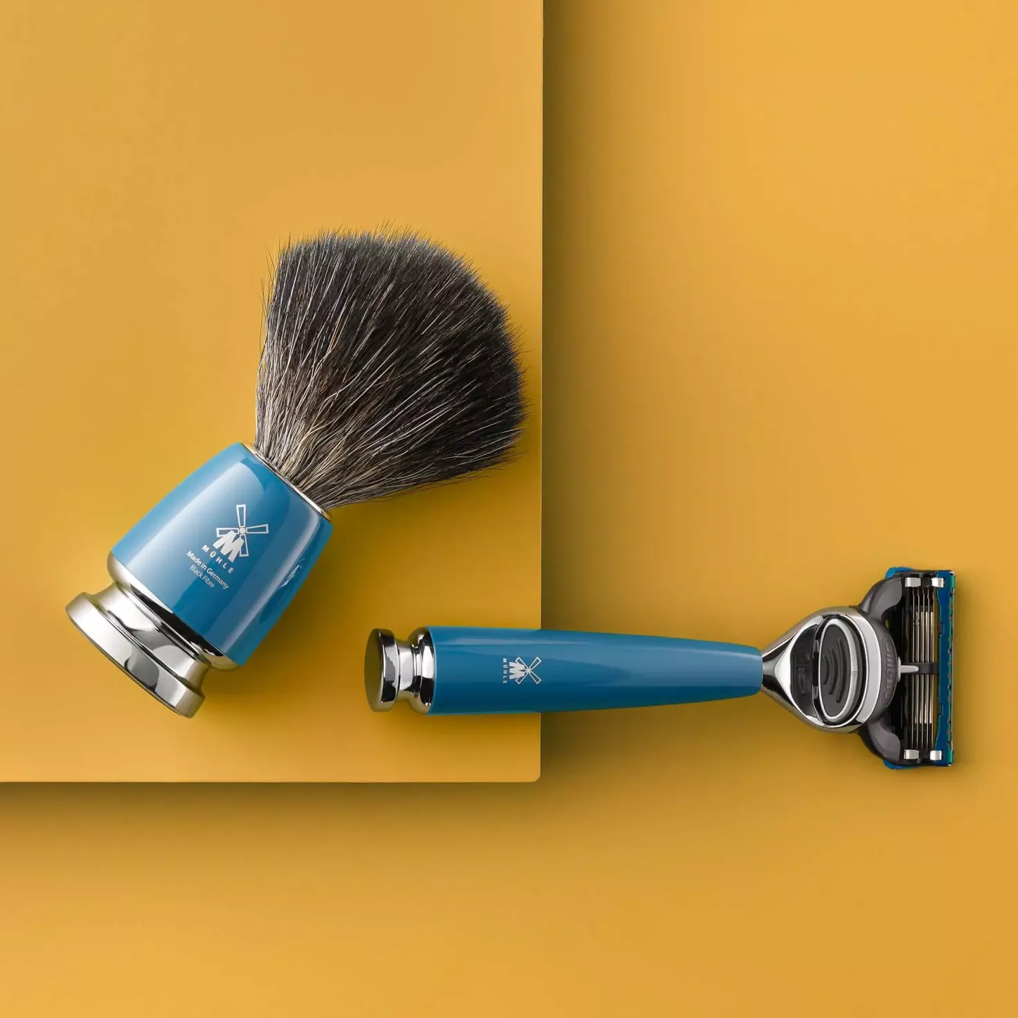 Mühle Rytmo Safety Razor Shaving Set Black Fiber Resin Petro Blue
