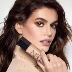 NARS Natural Matte Longwear Foundation Lagos