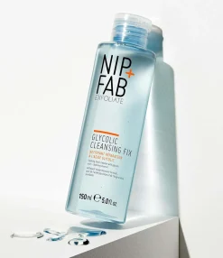 NIP+FABExfoliate Glycolic Cleansing Fix 150 ml