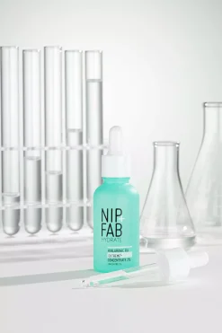NIP+FABHydrate Hyaluronic Fix Extreme4 Concentrate 2% 30 ml