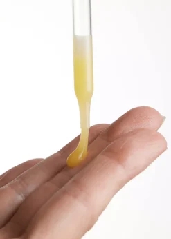 Raz Skincare C - Vitamin C Glow Serum 30 ml