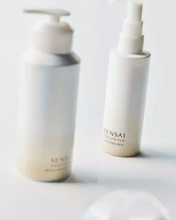 SensaiAbsolute Silk Cleansing Milk 150 ml