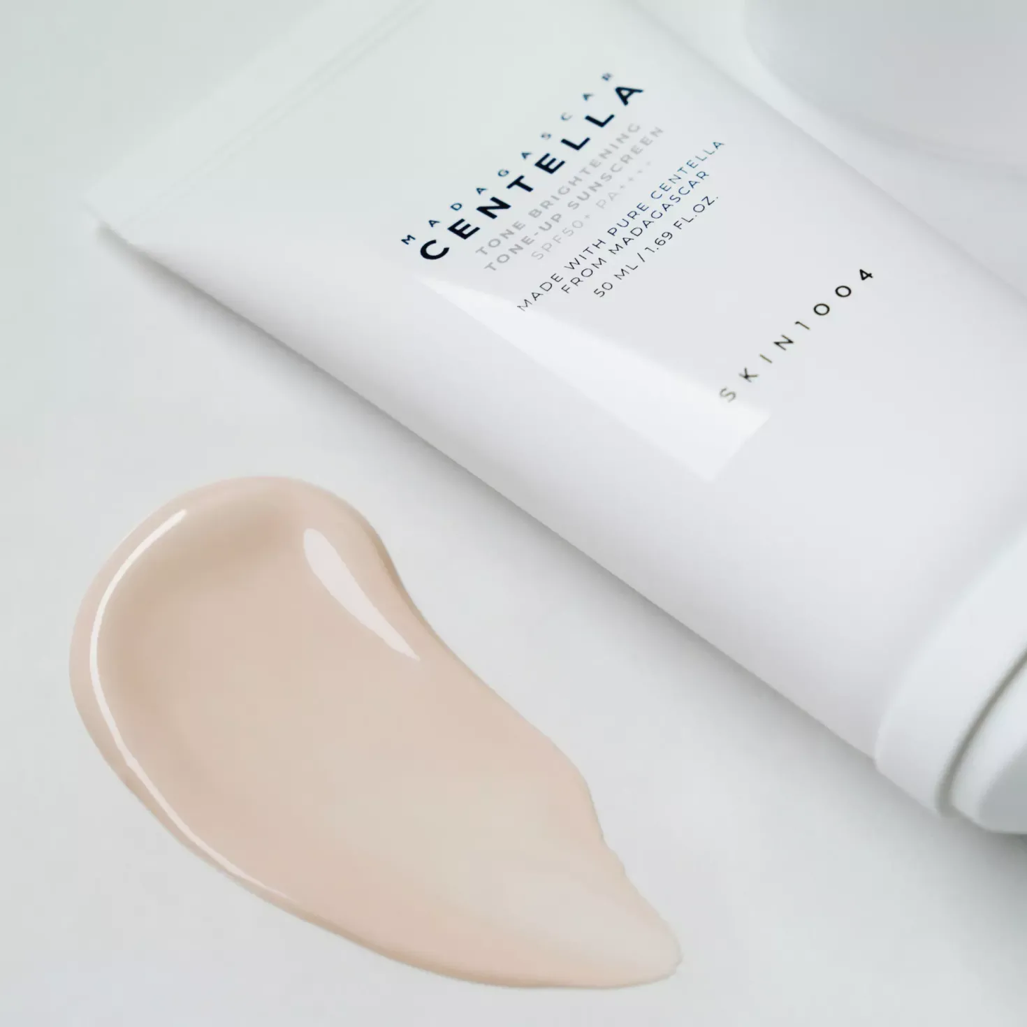 SKIN1004 Madagascar Centella Tone Brightening Tone-Up Sunscreen 50 ml