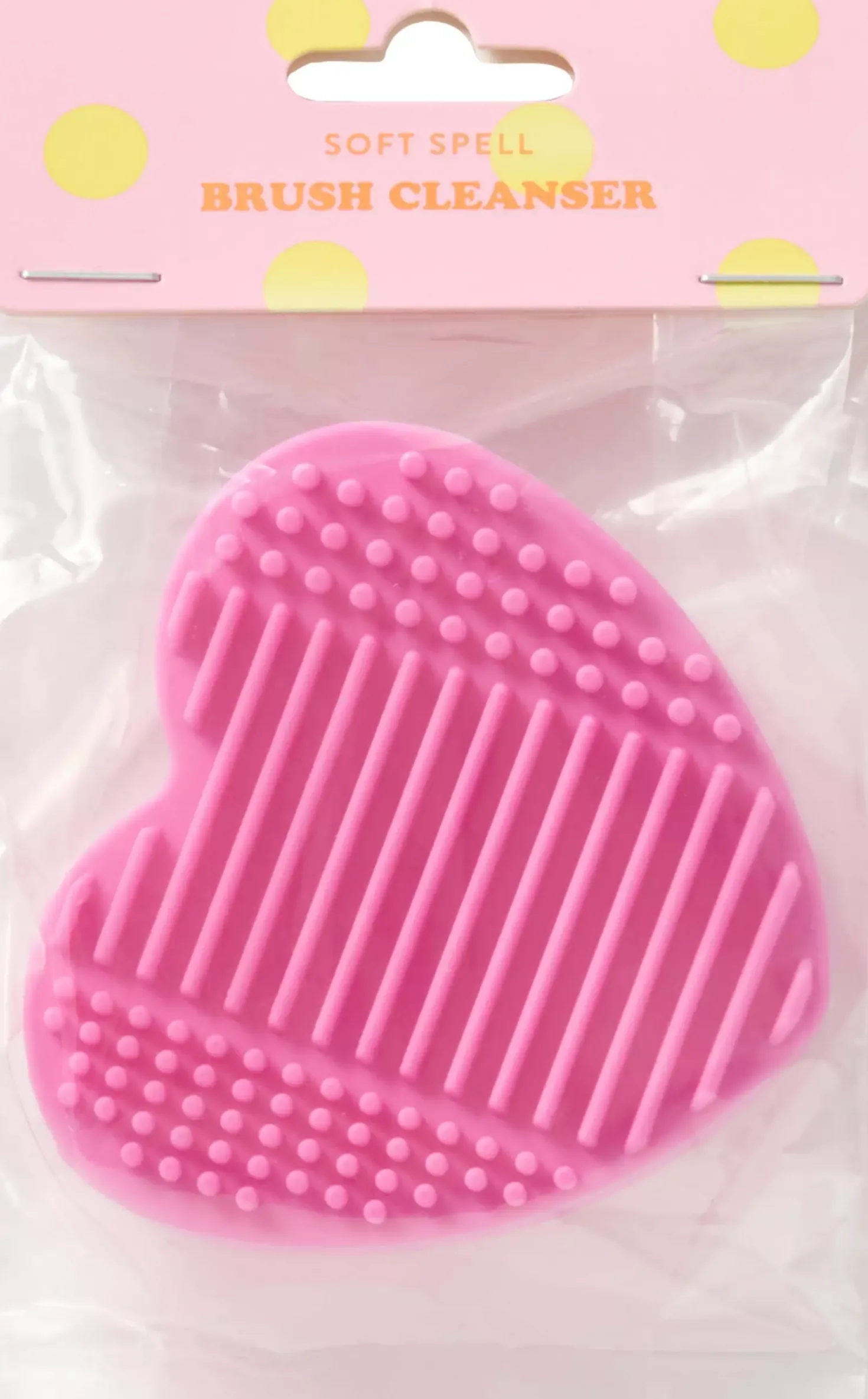 Soft Spell Brush Cleanser – Heart-Shaped Cleaning Pad