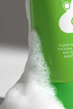 Sungboon Editor Green Tomato Deep Pore Cleansing Ultra Whipping Foam 120 g