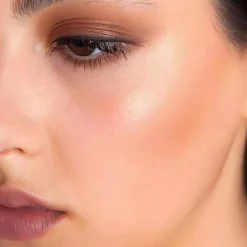 the Balm Bonnie-Lou Manizer Highlighter & Shadow