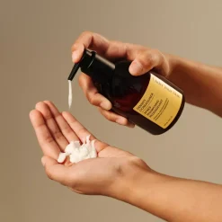 Under Your Skin Density Conditioner Boosts Thickness & Density Cucumber Mint 300 ml