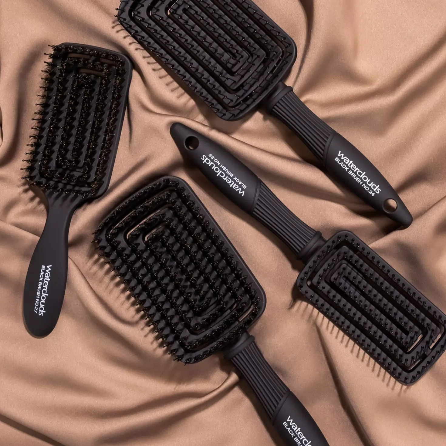 WatercloudsBlack Brush No.27 Natural Flex Vent Mini S